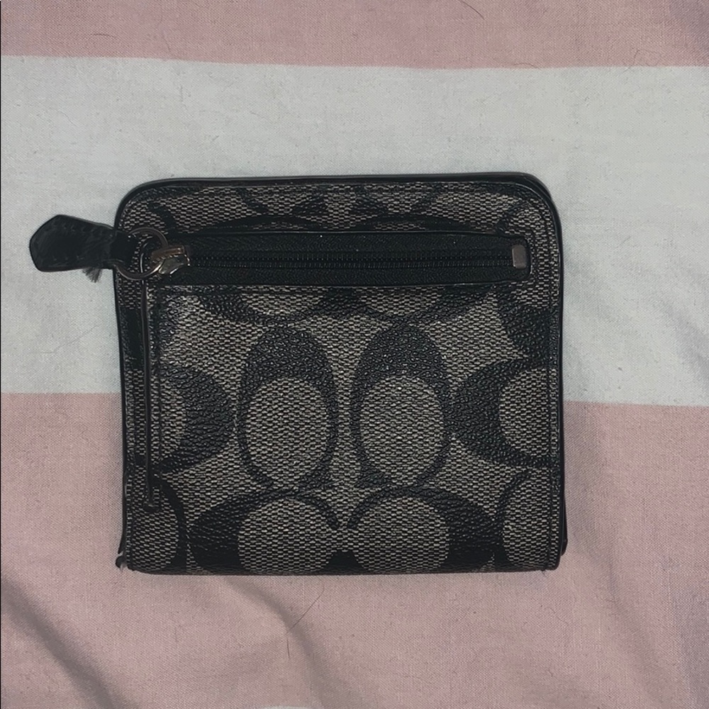 Coach wallet - Picture 2 of 6